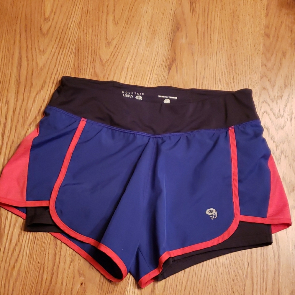 Mountain Hardwear shorts sz sm